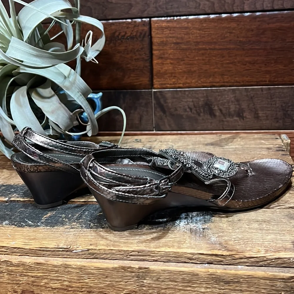 Kenneth Cole Reaction great used